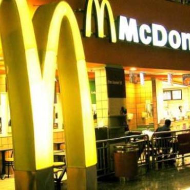 McDonald’s reabrirá sus restaurantes en Ucrania